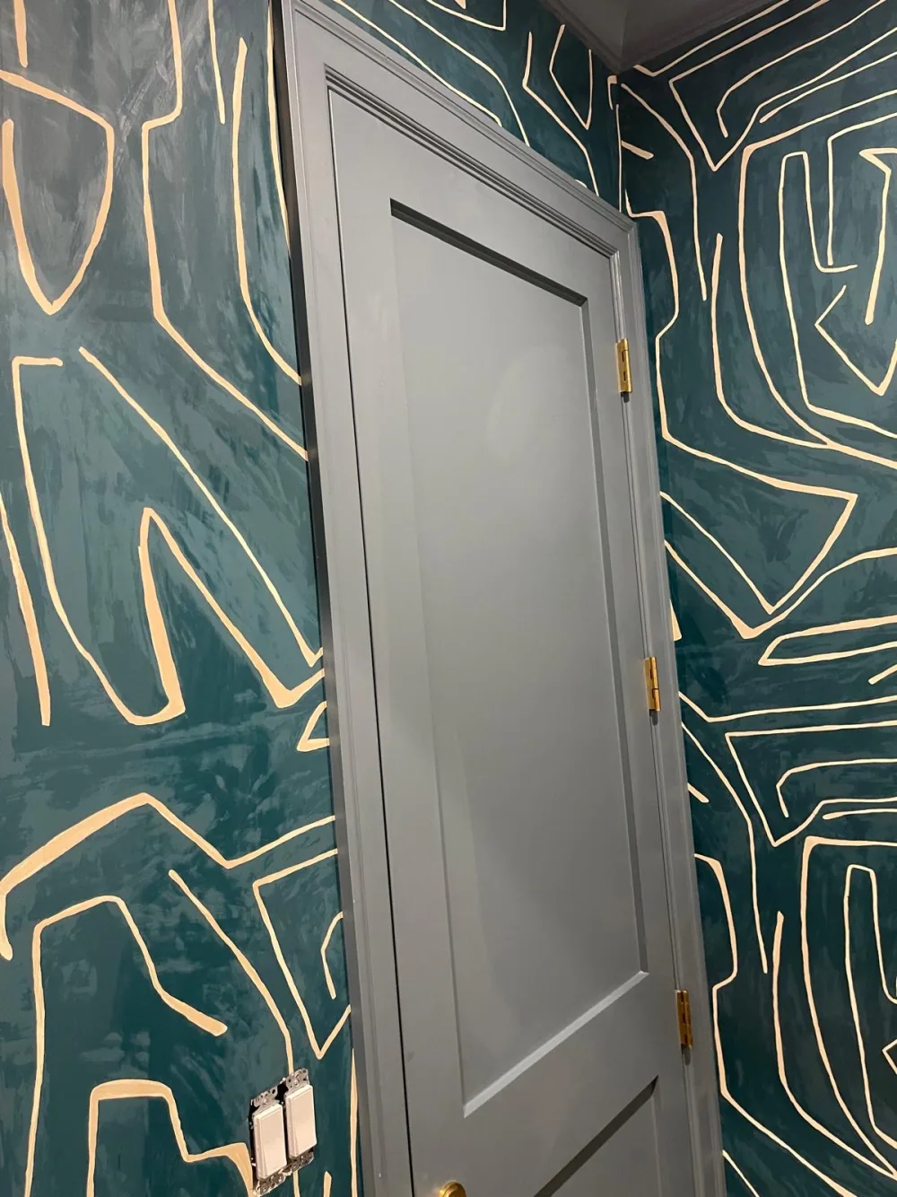 Green wallcovering installation in Card Sound, Florida, view 3